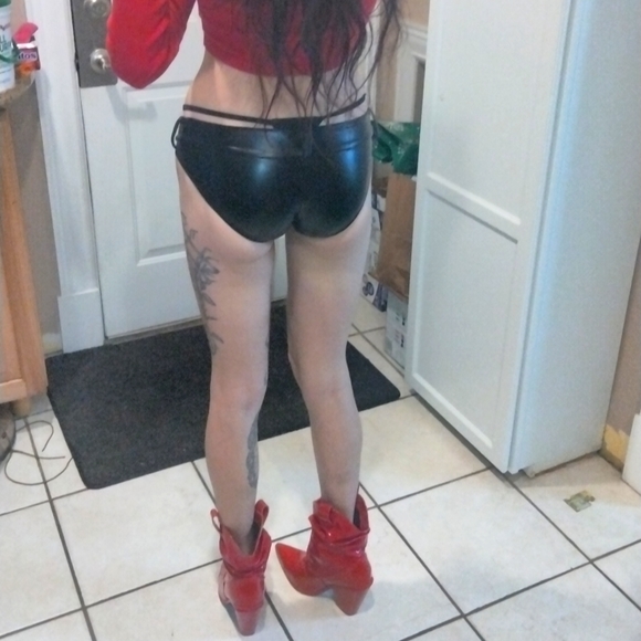 Hot Cape Robbin Valentine red cowboy cowgirl boots - Picture 1 of 6